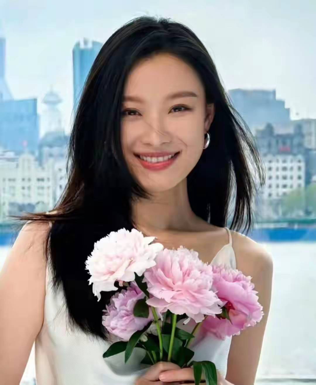 惊喜？樊振东倪妮甜蜜互动，有望成为文体恋黄金模范？