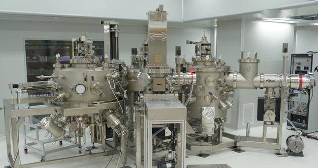 如何用分子束外延炒一盘“纳米菜肴”？