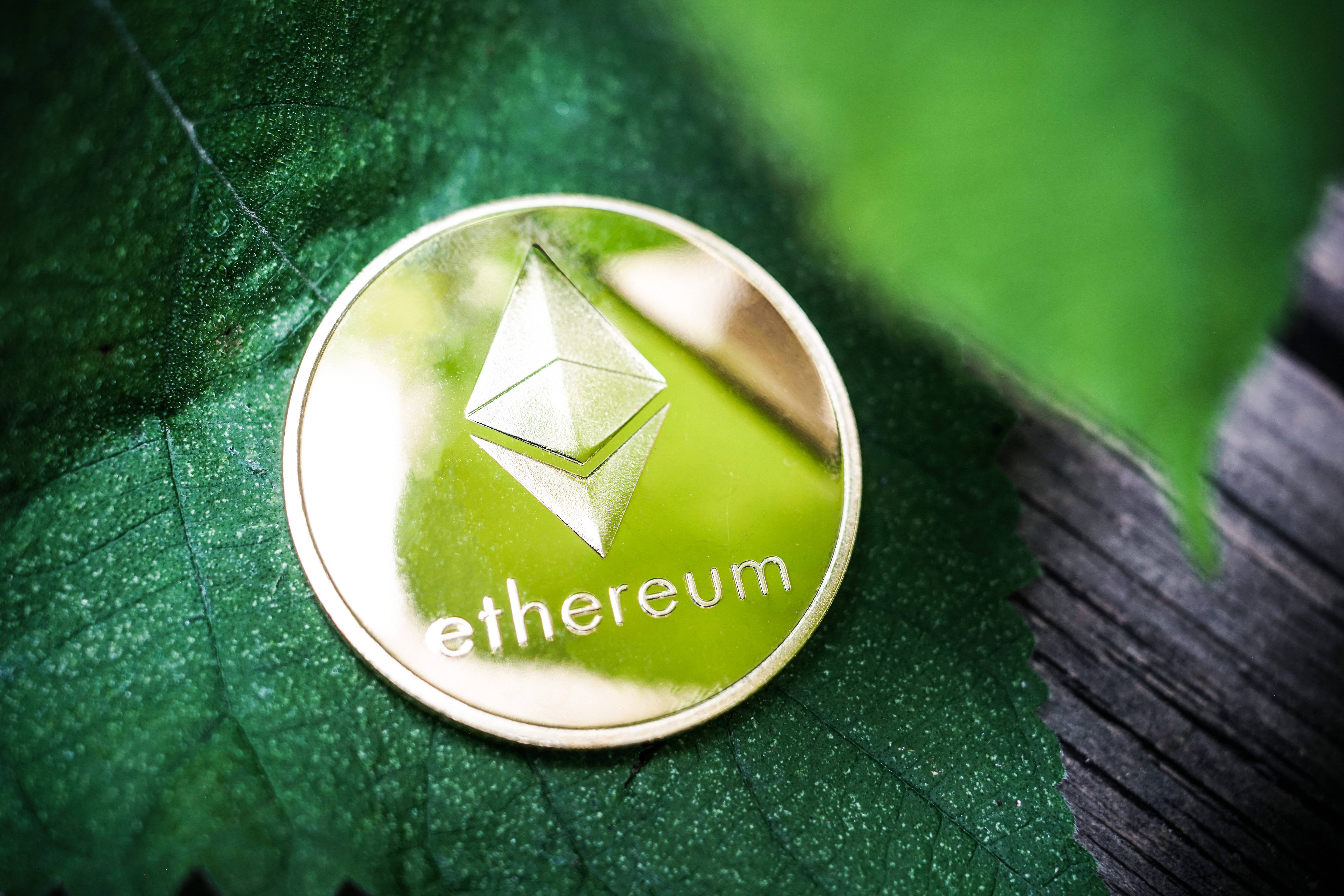 以太坊即将突破历史最高点！加密资产迎价值重估，香港多只以太坊ETF单日涨超7%